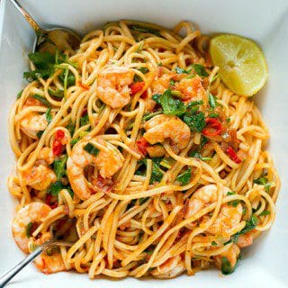 Prawn, chilli, vodka, and rocket linguine