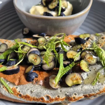 Blueberry Pancakes with Mint, Honey, and Greek Yoghurt